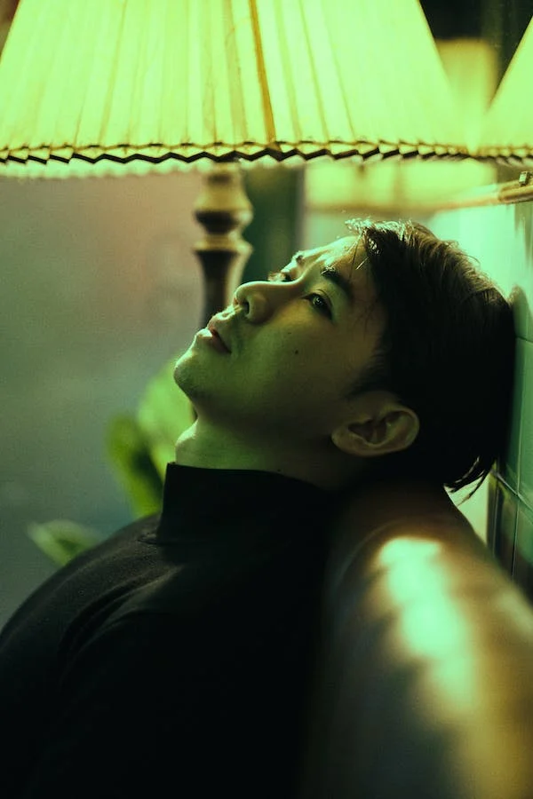 El Trastorno de Ansiedad Generalizada (Generalized Anxiety Disorder, en inglés) se caracteriza por una preocupación crónica y persistente, que a menudo es excesiva y difícil de controlar