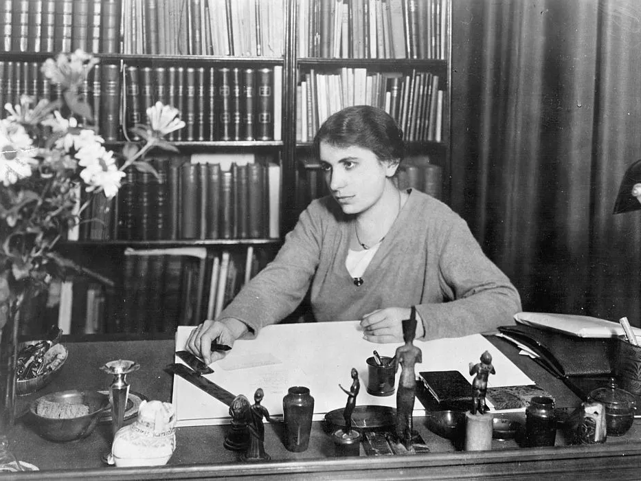 Anna Freud y psicoanálisis. Psicoanálisis infantil.